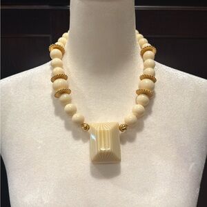 Vintage 80’s Art Deco Cream Beaded Necklace